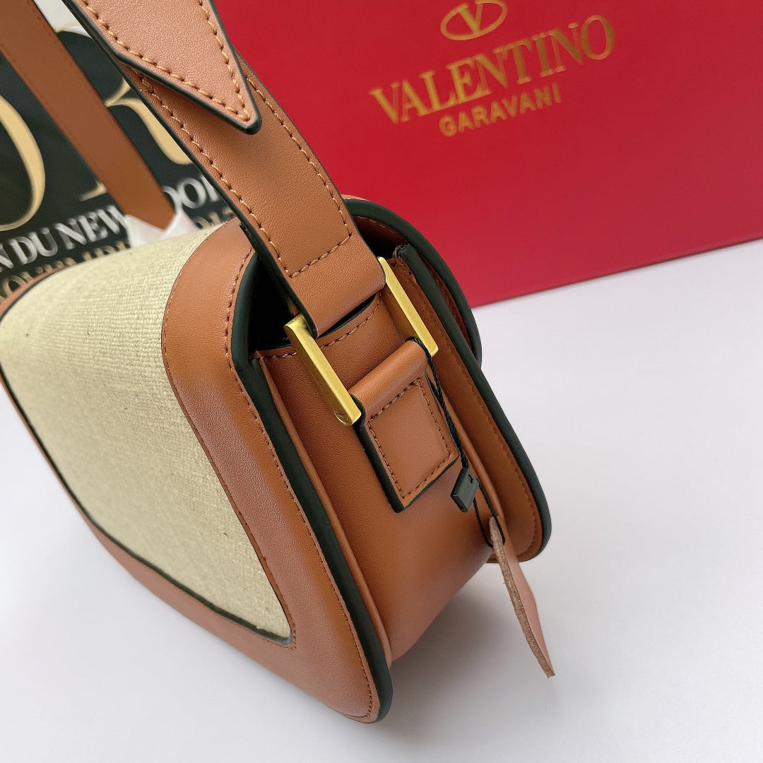 5A45BDE Stylish leather bag