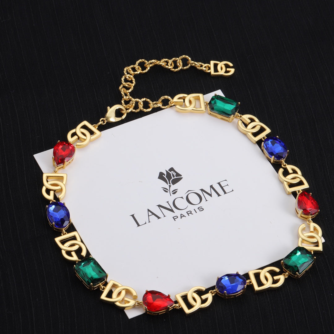 1XA5833XDE Stylish Earrings Bracelets Necklaces
