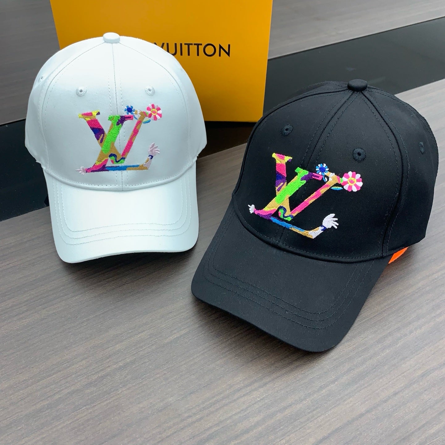 125ZE517MDE Stylish hats