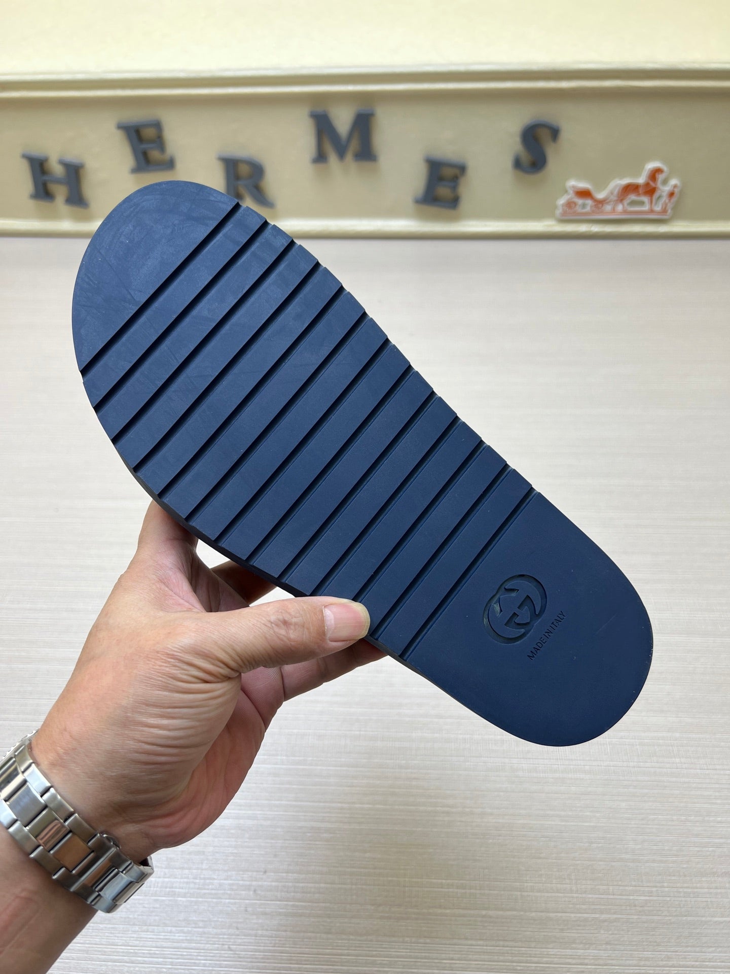5QB15ZDE Stylish Slippers