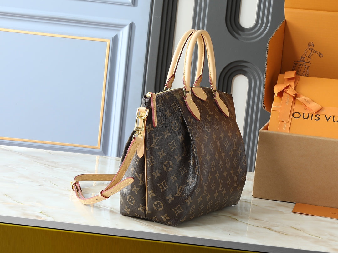 15RE53BDE Stylish leather bag