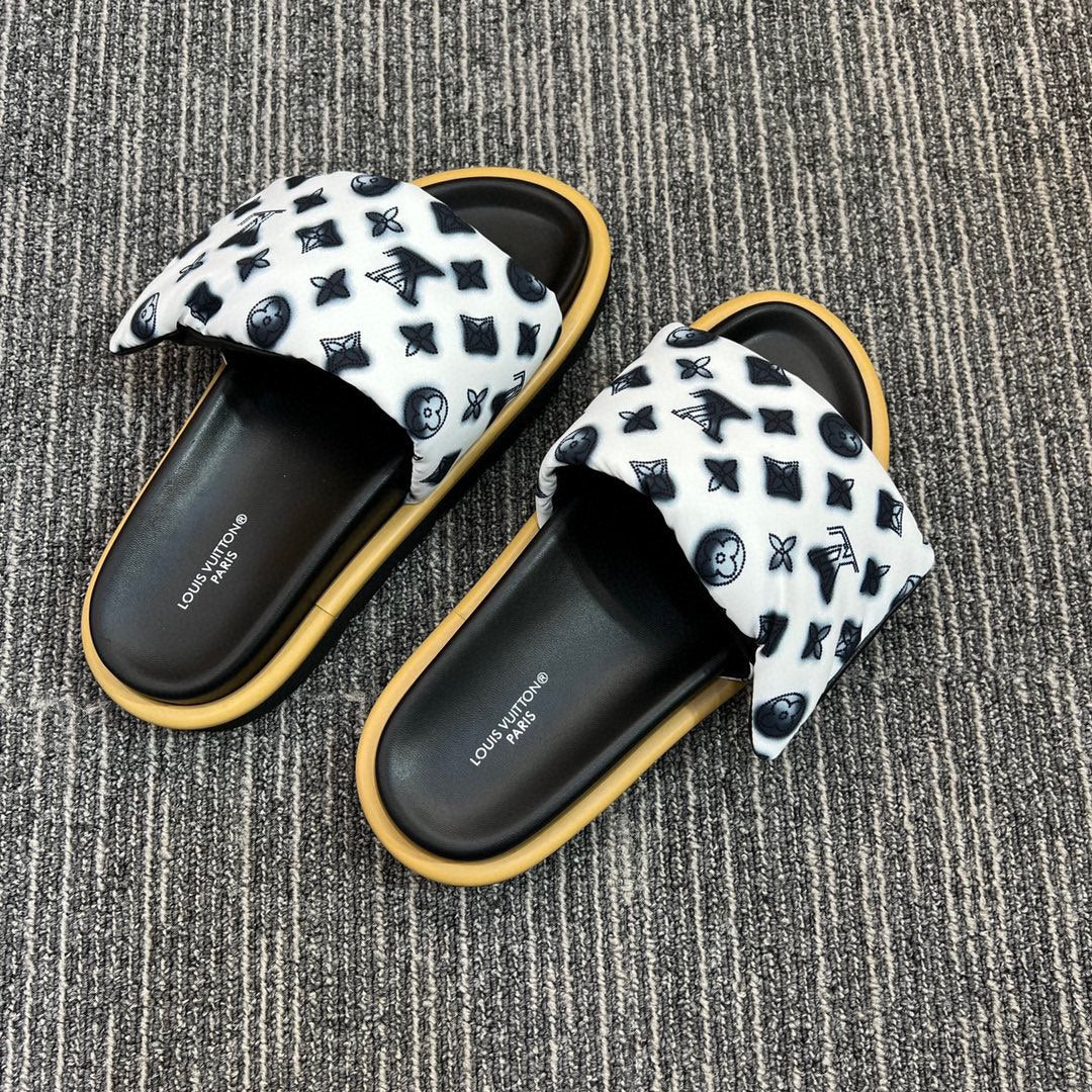 5XE118ZDE Stylish leather quality Slippers
