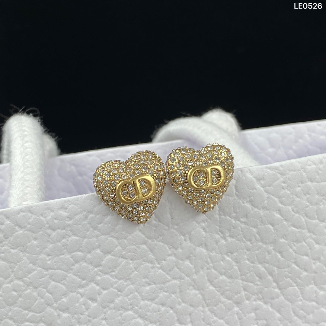 1YD207EDE Stylish Earrings