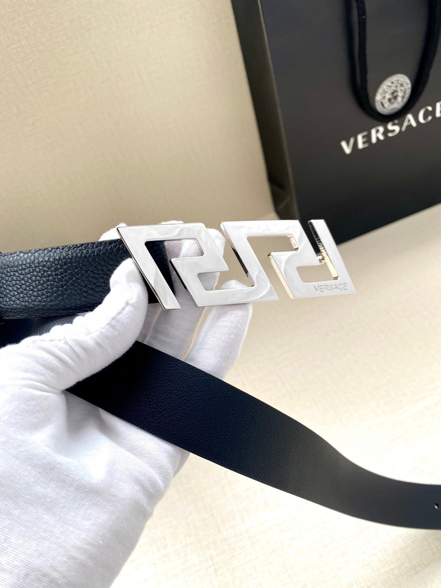 1WV166PDE Stylish High quality belt With full package