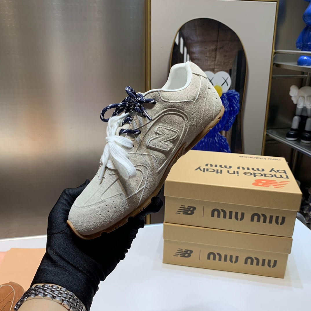14A118ZDE Stylish shoes