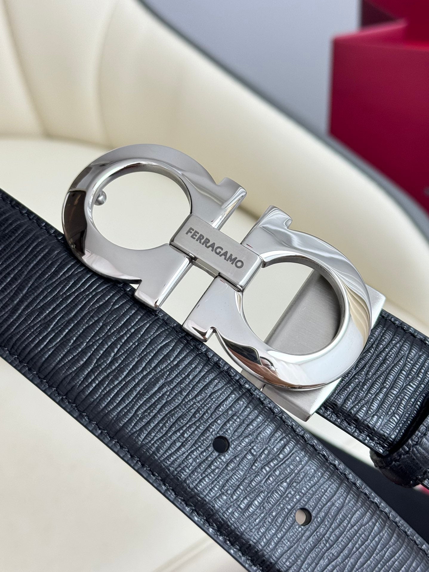 1WA171PDE Stylish High quality belt With full package