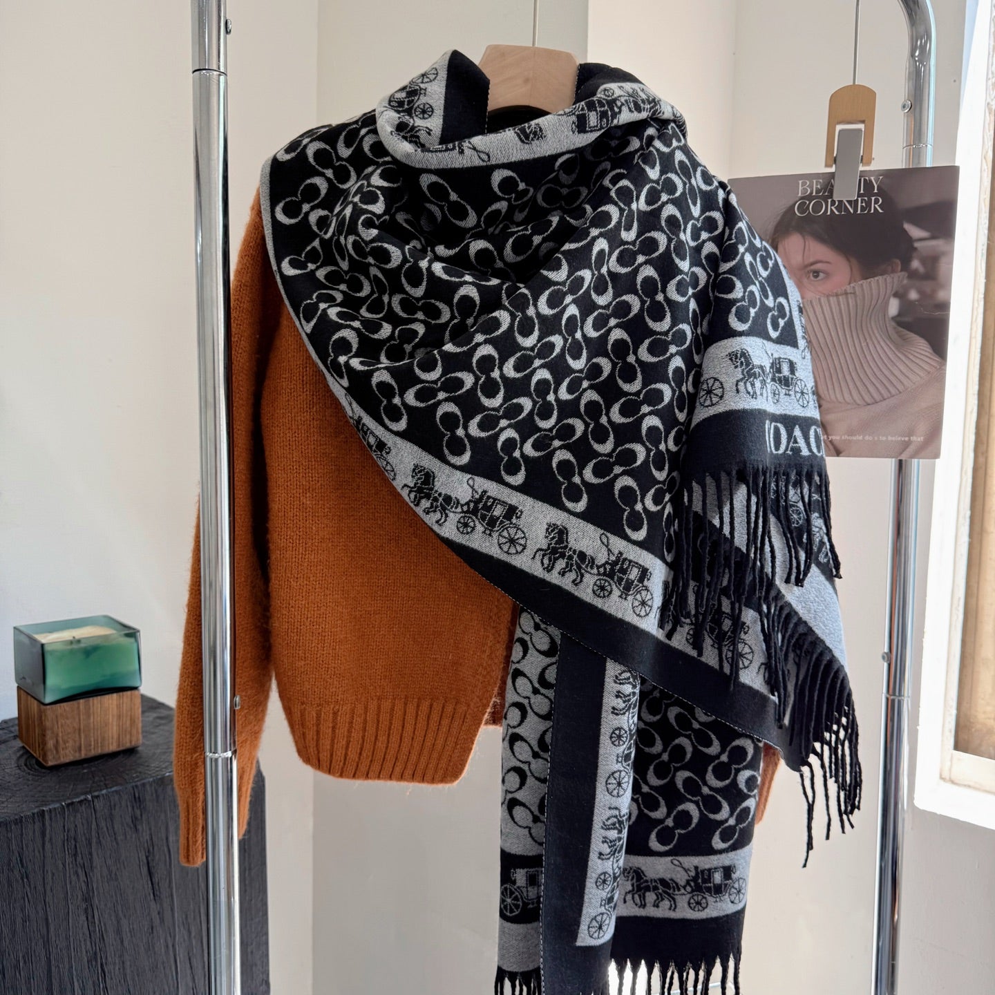 185ZH67WDE Stylish Winter Scarves