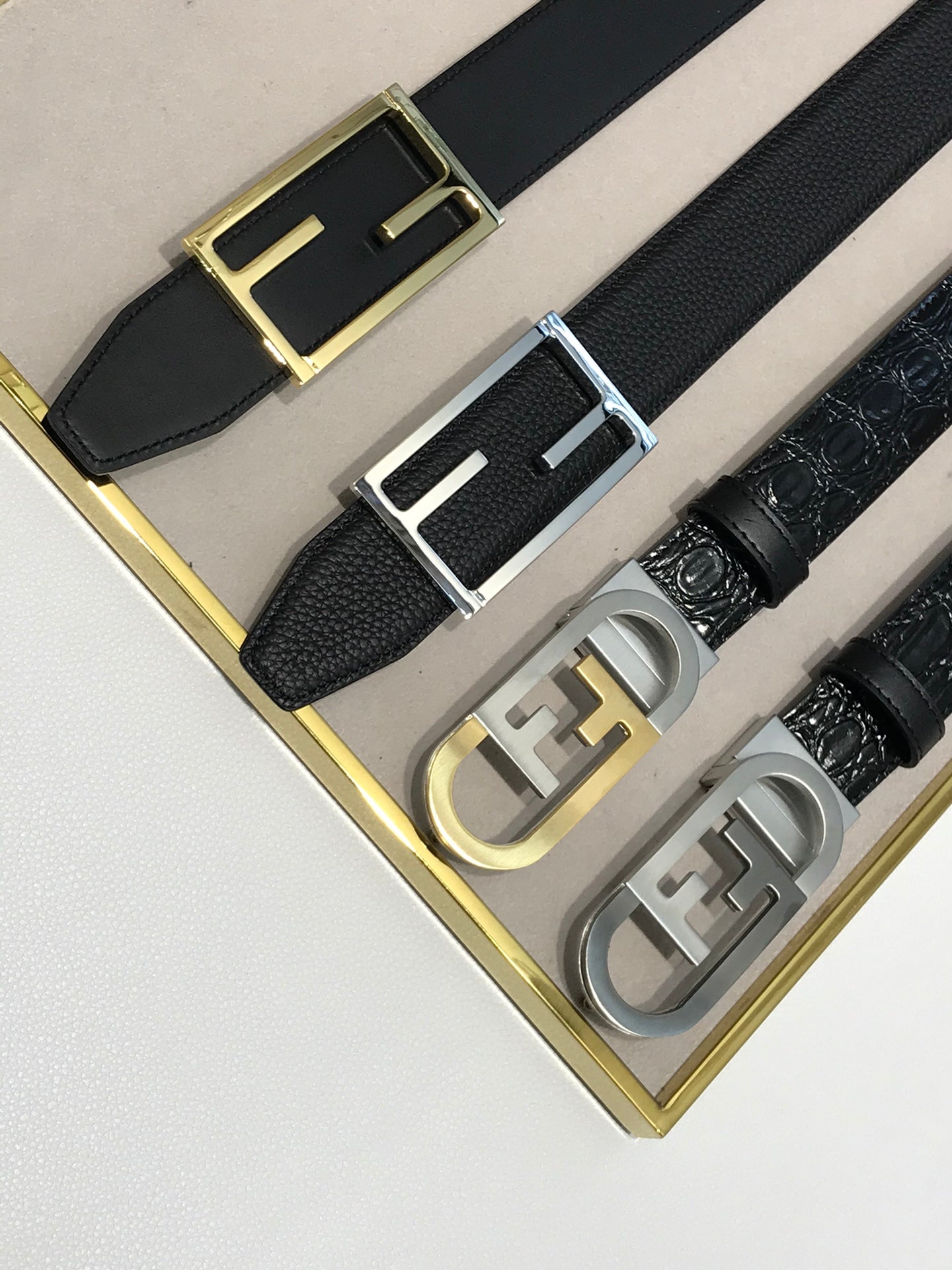 14F91PDE Stylish High quality belt With full package