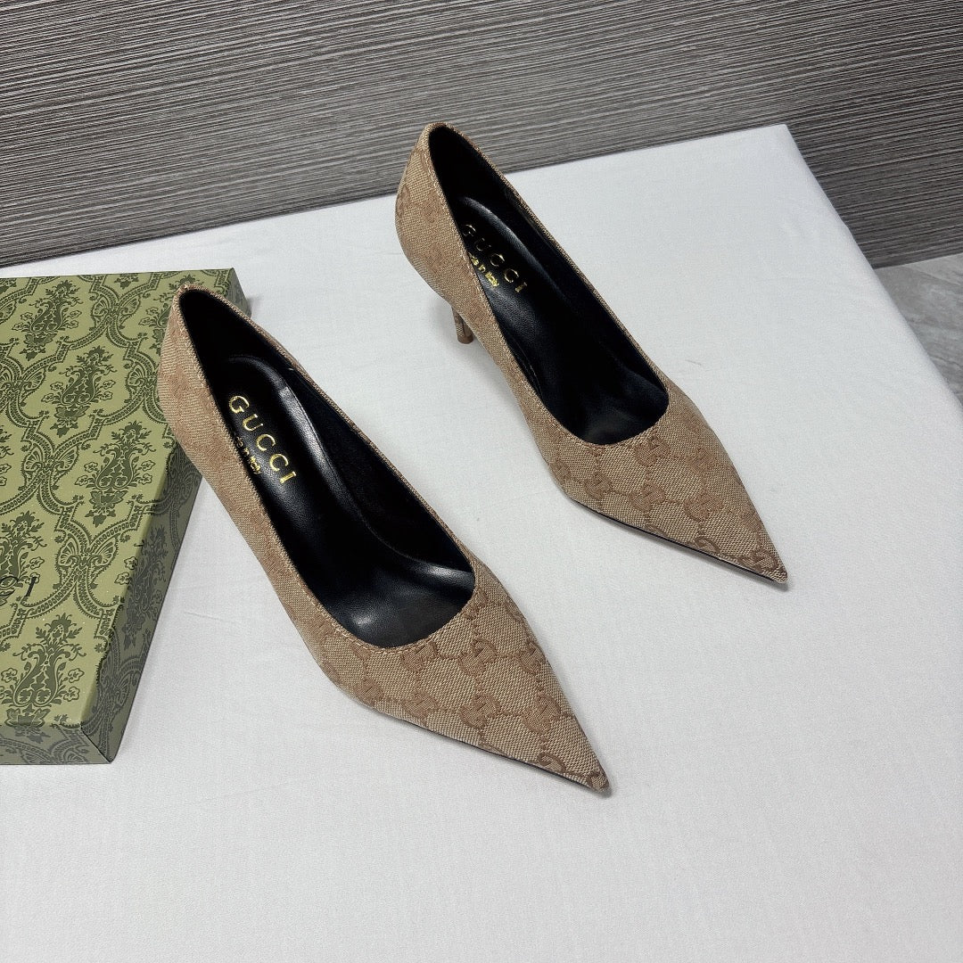 1LB21ZDE Stylish High heels (Heel height 8cm )