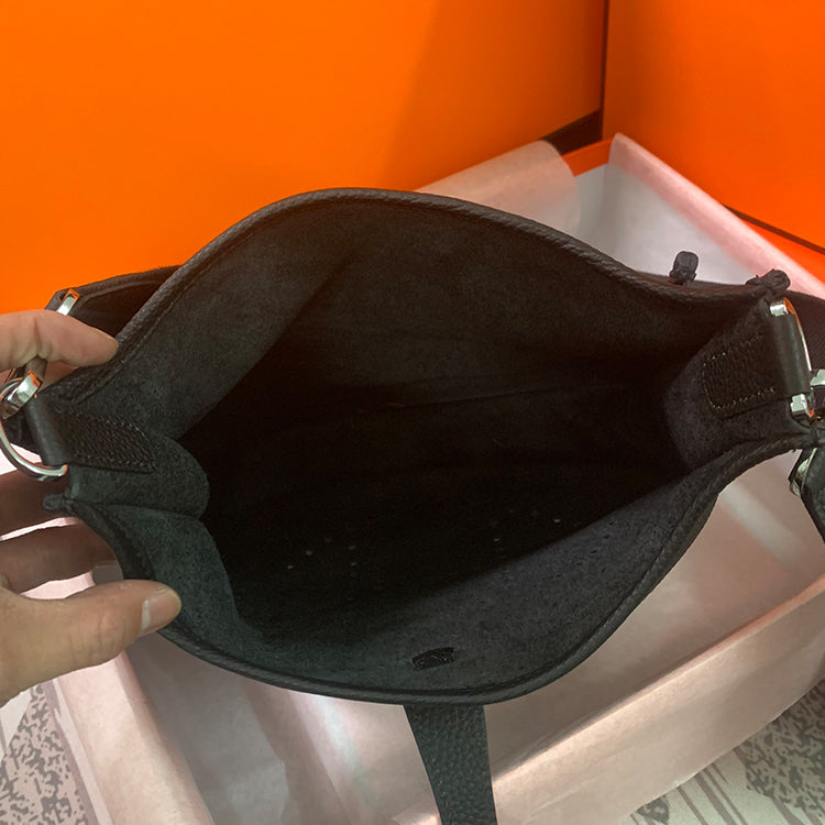1H1BDE Stylish leather bag