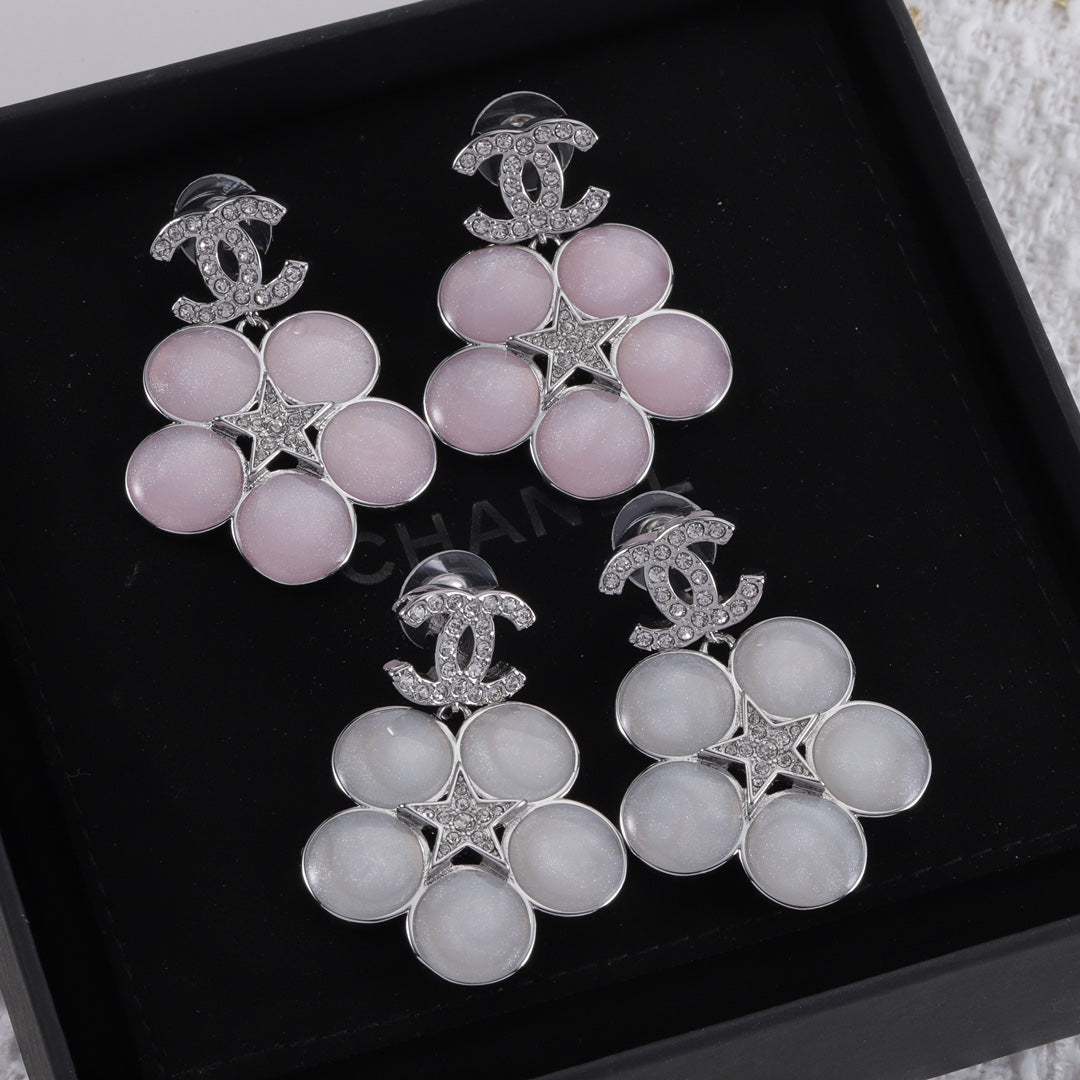 14C1085EDE Stylish Earrings
