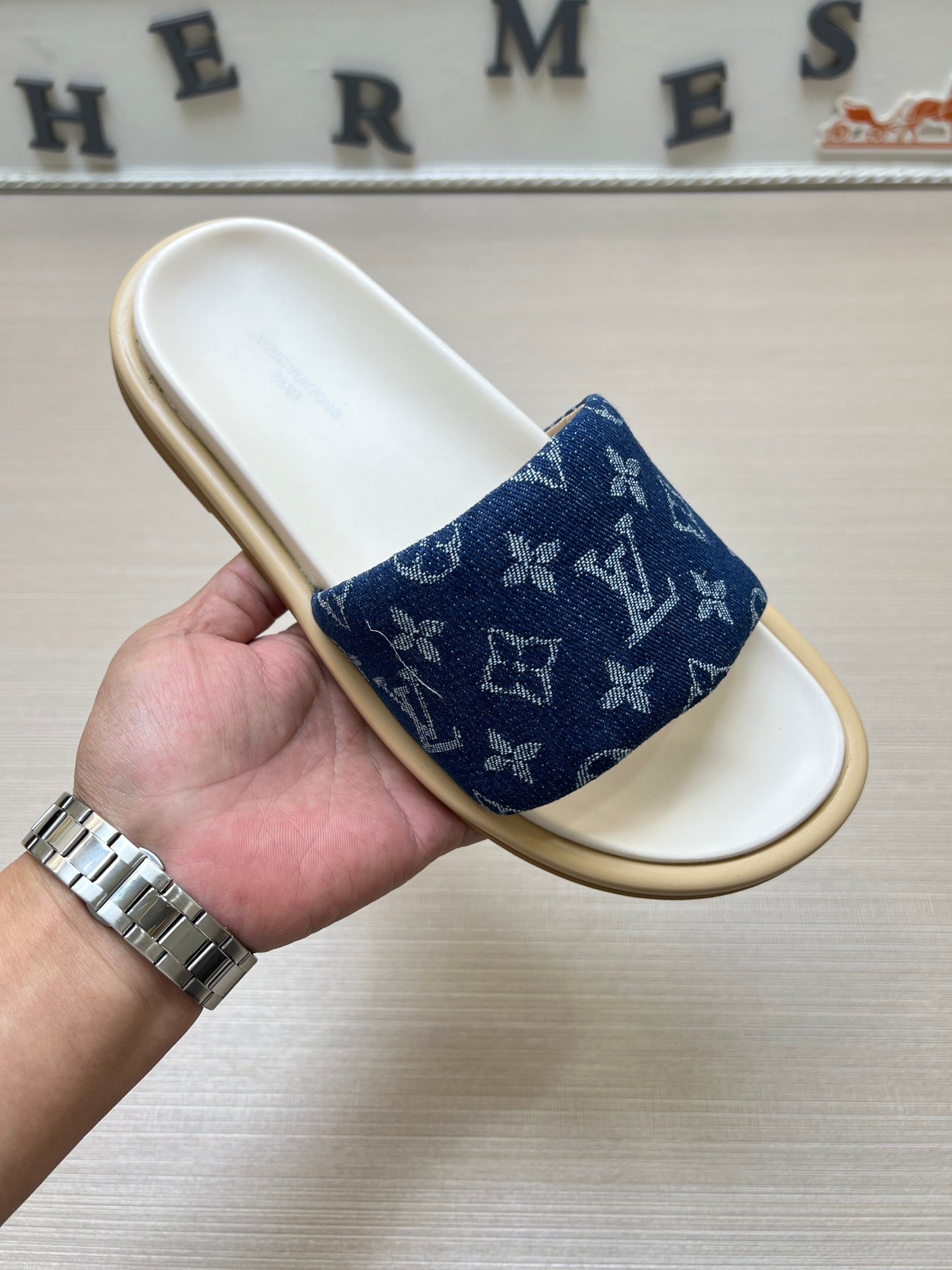 535ZE302ZDE Stylish Slippers