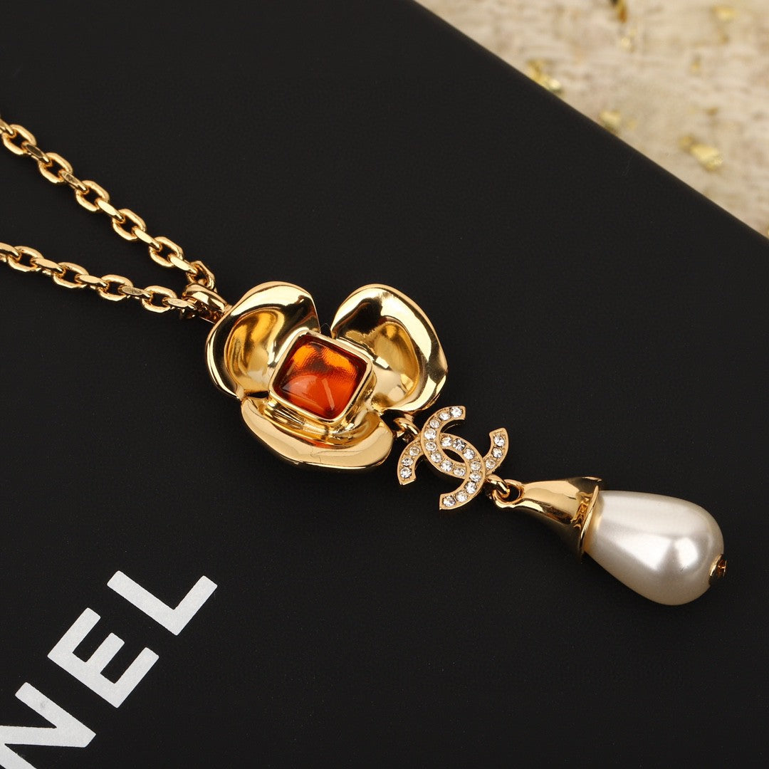 175RC88XDE Stylish Necklace