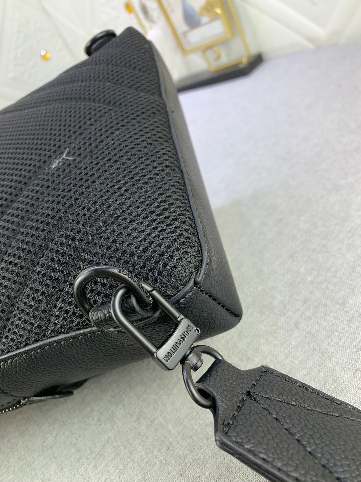 2XE339BDE Stylish leather bag
