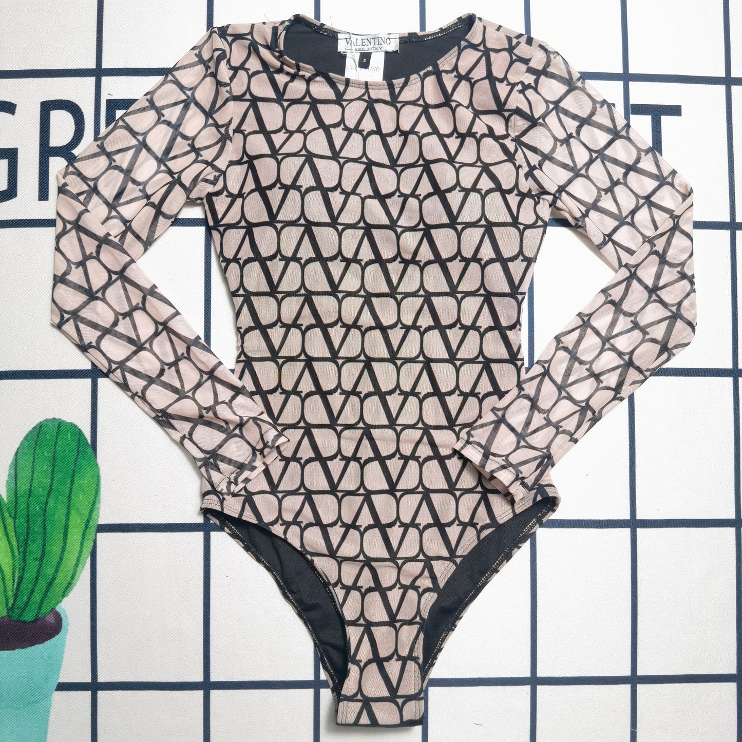14VL19YDE Stylish Long sleeve swimsuit