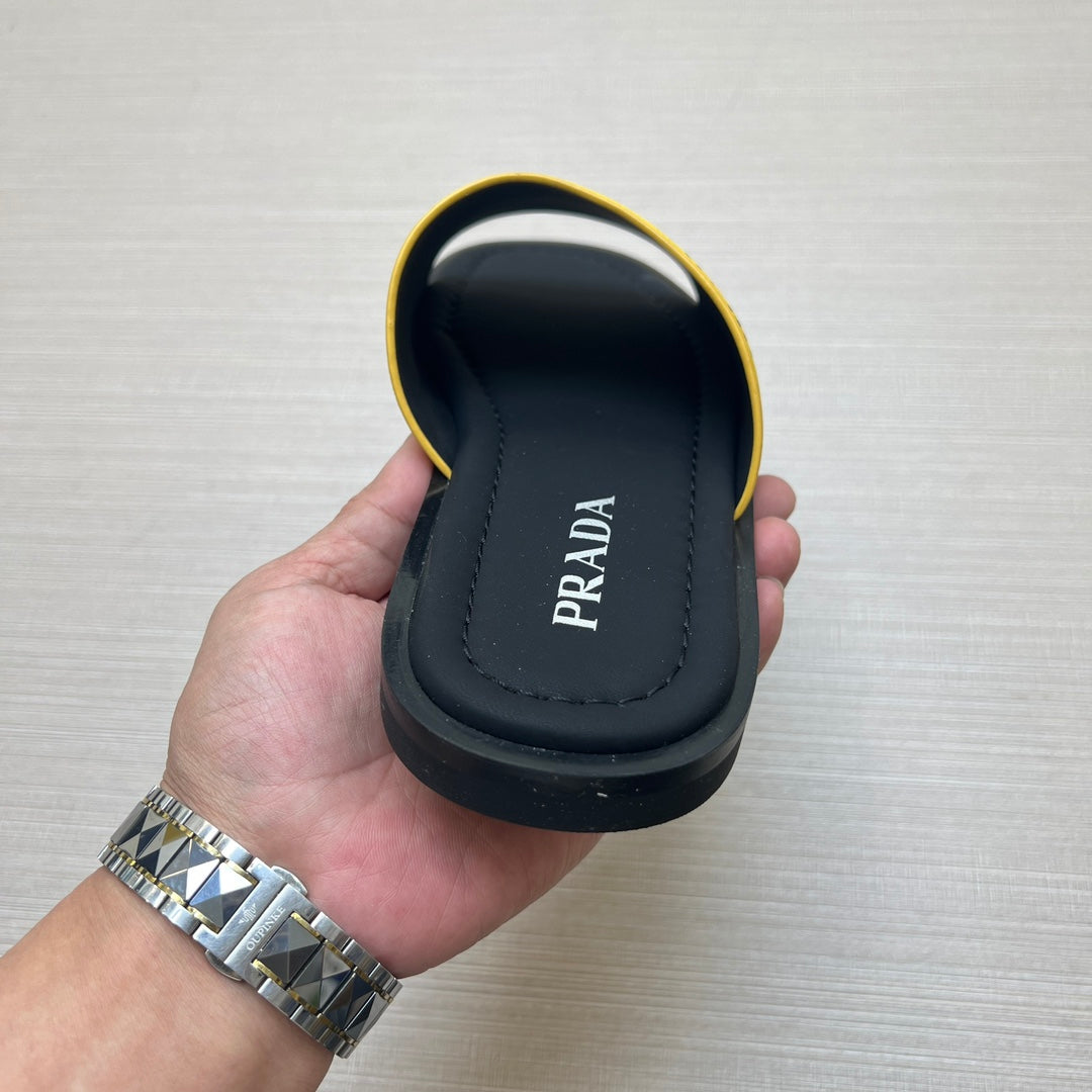 54PD75ZDE Stylish slippers