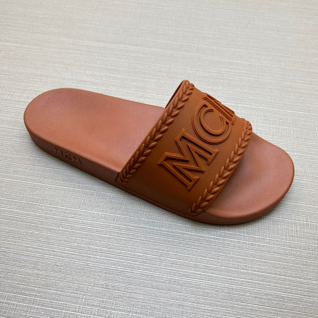 54M42ZDE Stylish slippers