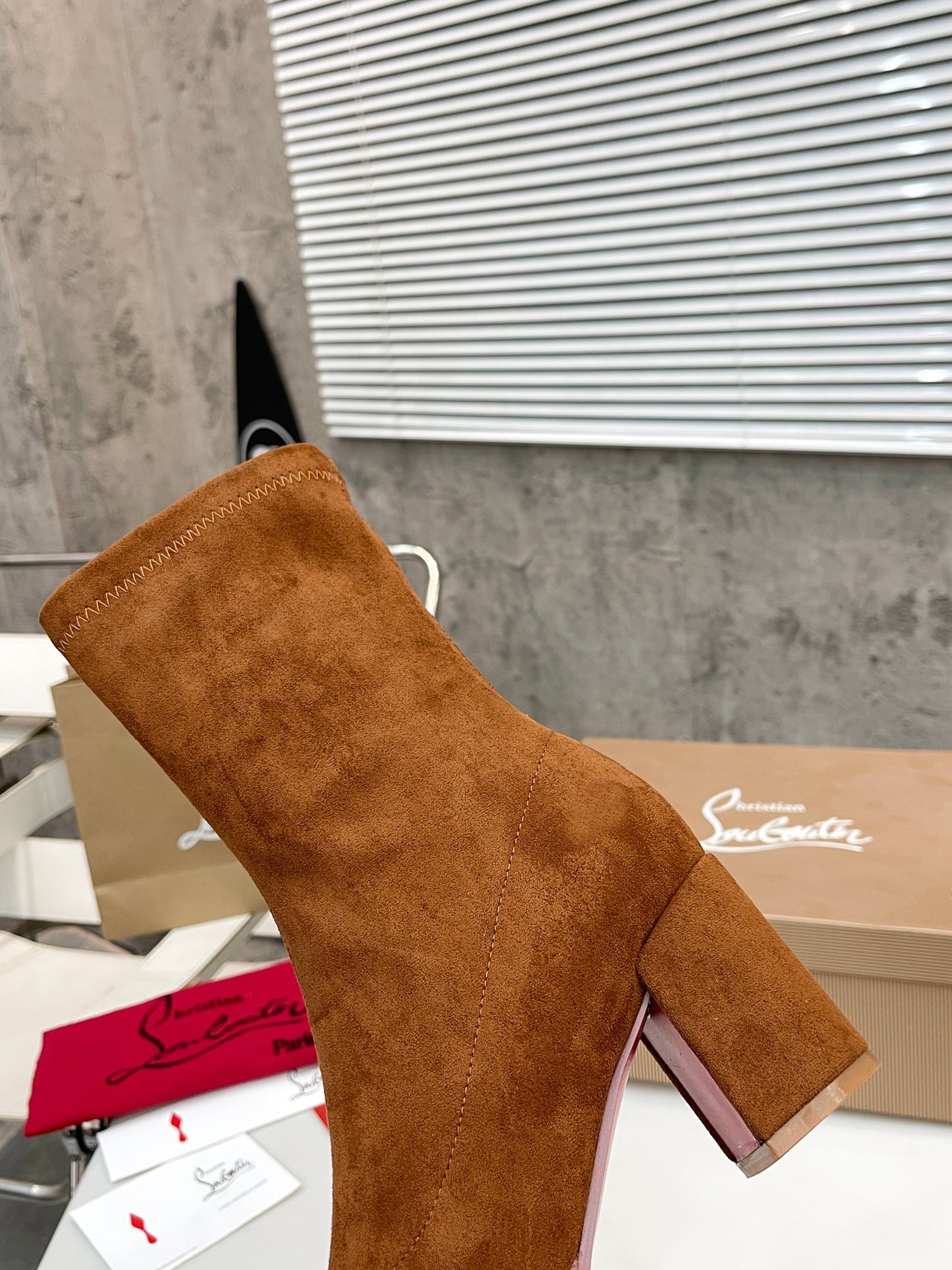 JXA36ZDE Stylish leather Boots Heel height 7cm