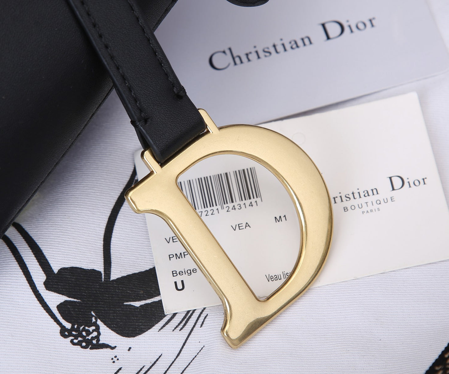 5D11BDE Stylish leather bag