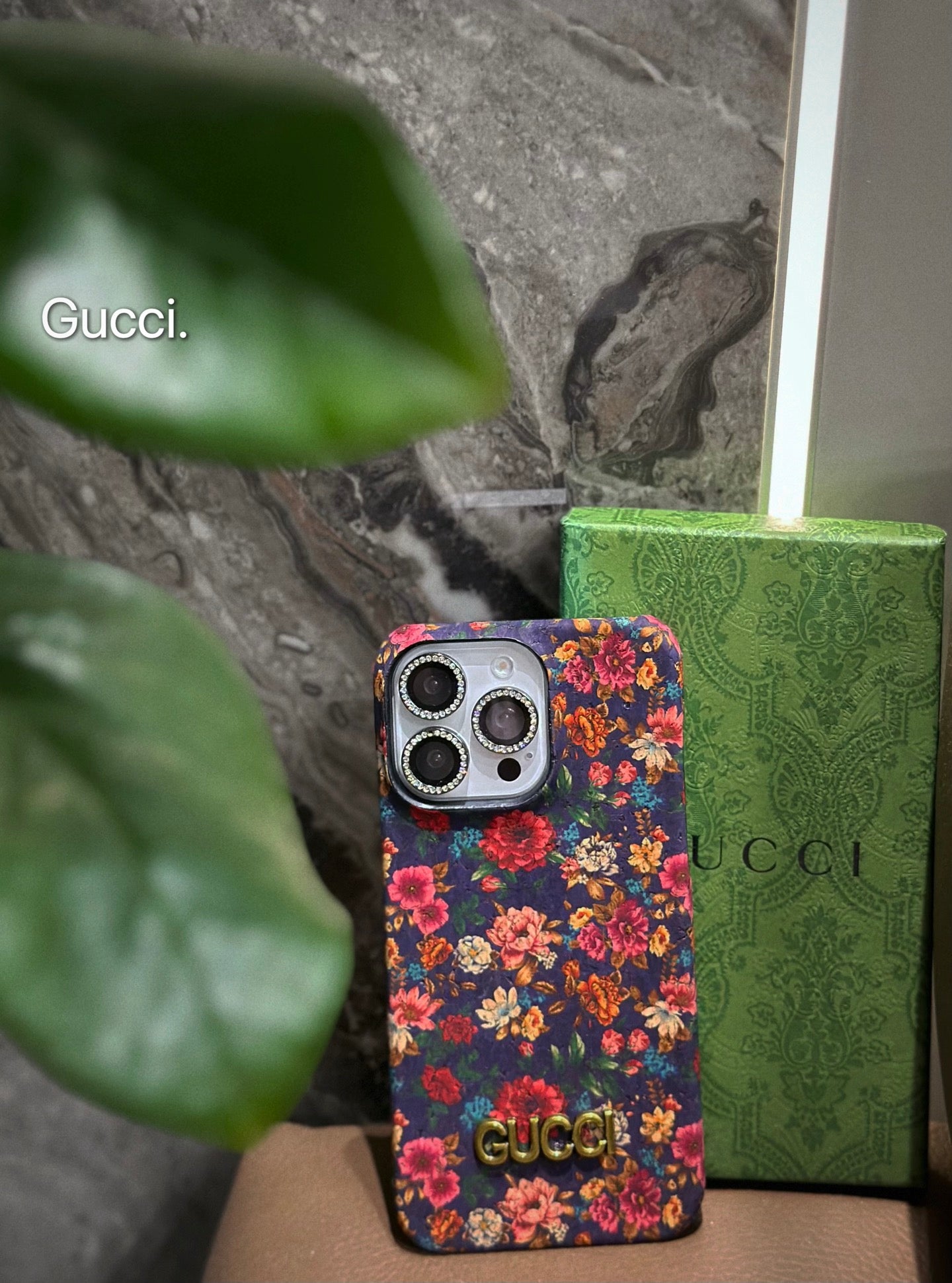 135RB195ADE Stylish Phone Case