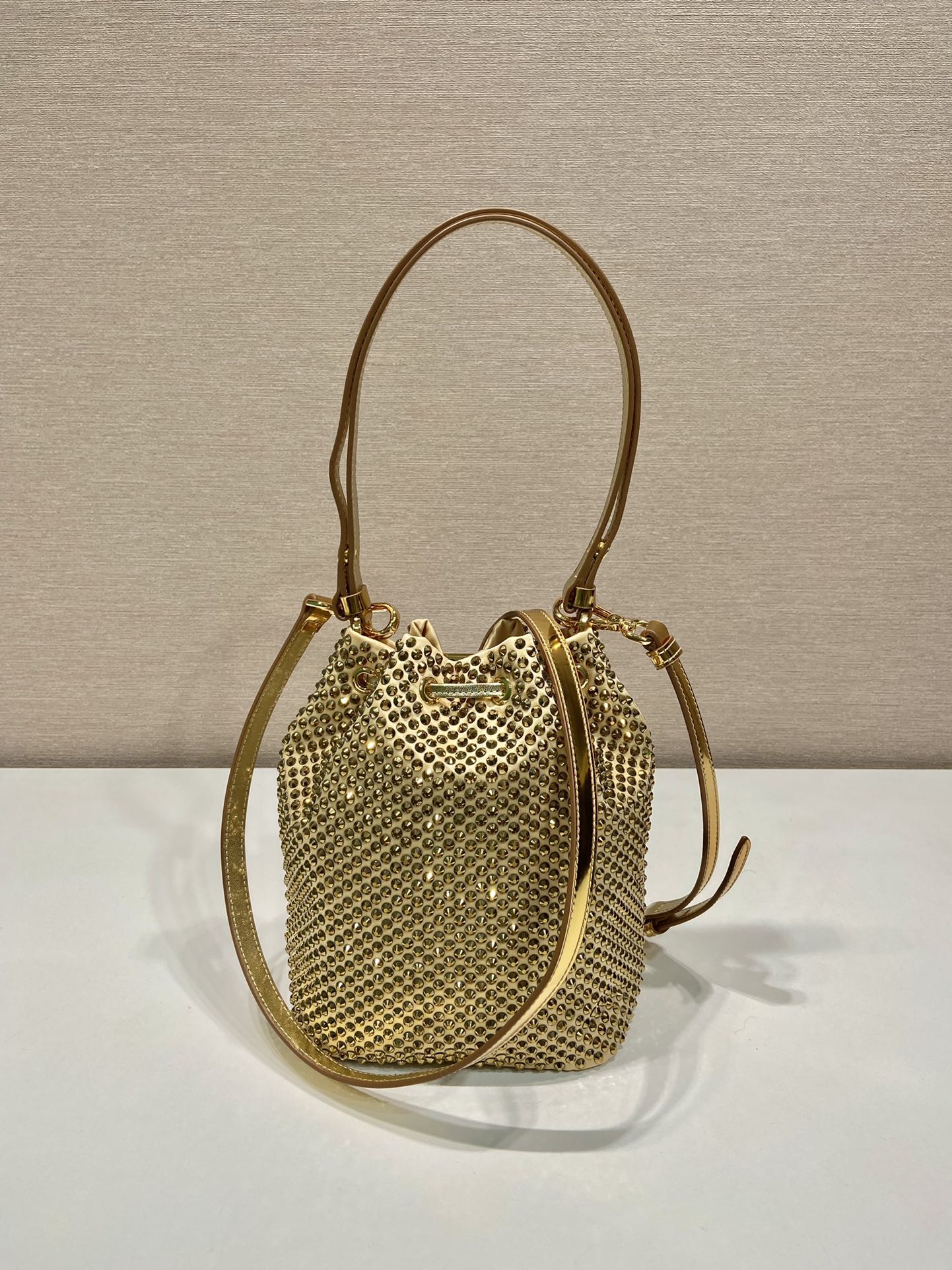 1XPD25BDE Stylish bag
