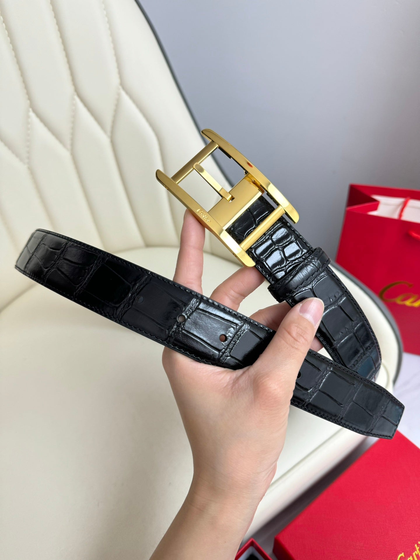 1WK172PDE Stylish High quality belt With full package