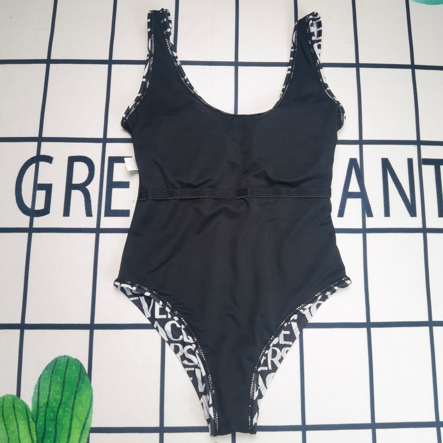 14V128YDE Stylish Bikini swimsuit