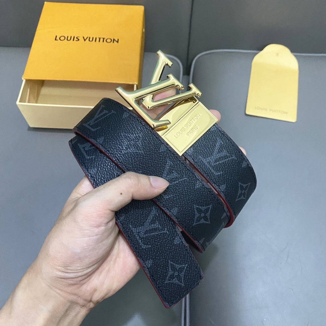 14E142PDE Stylish High quality belt With full package