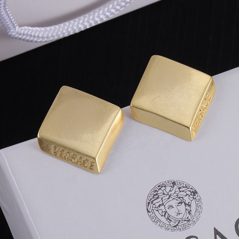 14V1025EDE Stylish Earrings