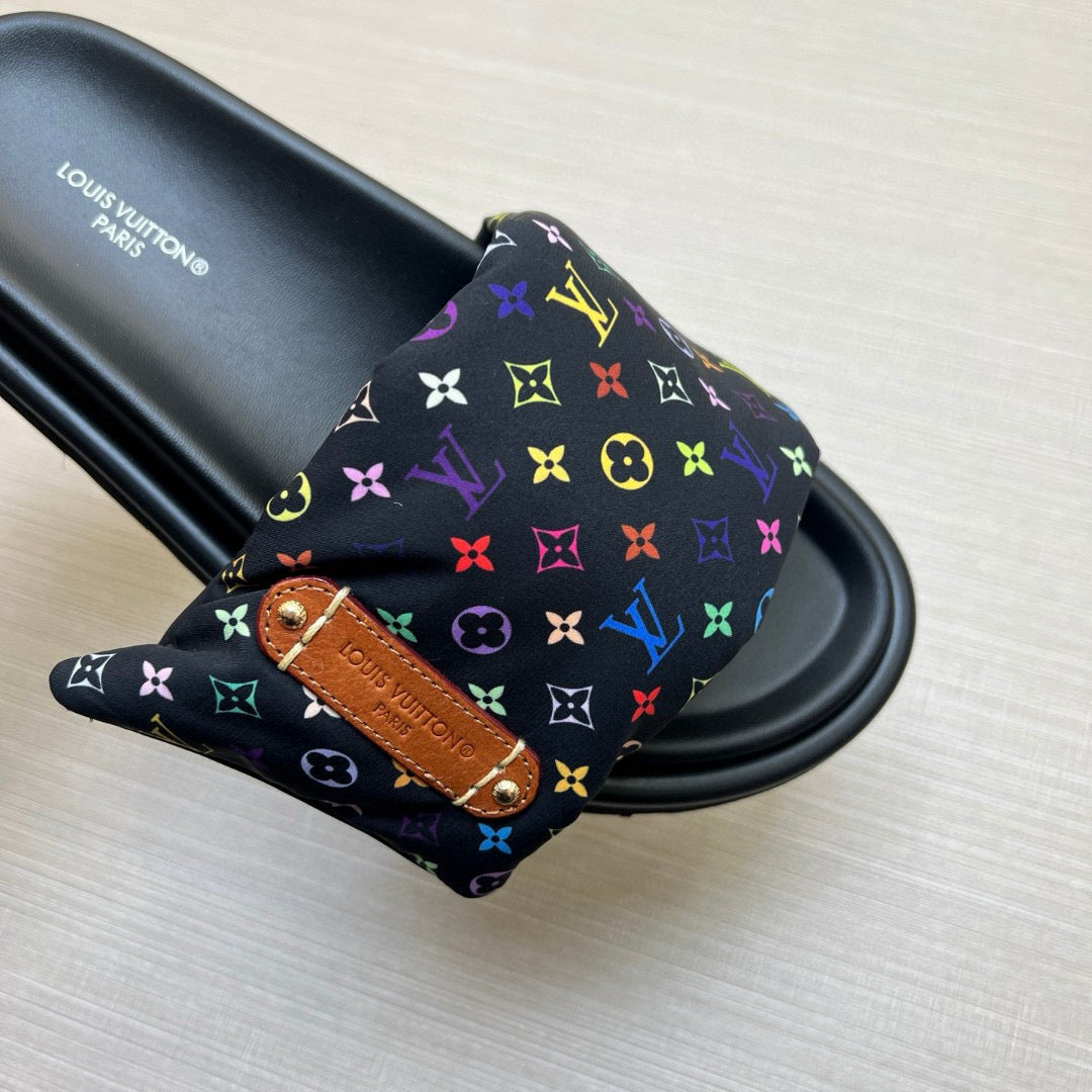 5QE6ZDE Stylish Slippers