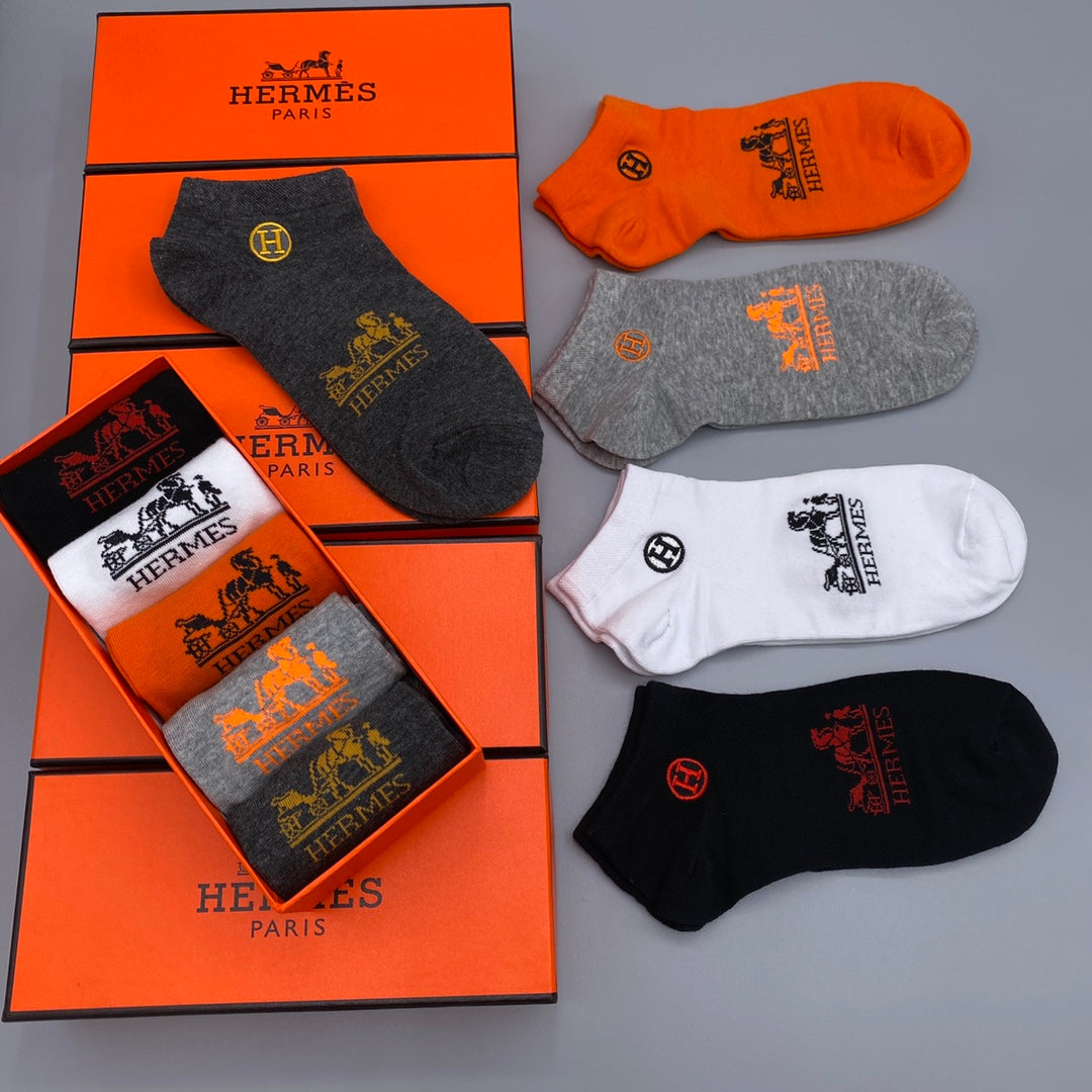 235QH55SDE Stylish socks(5 pairs )