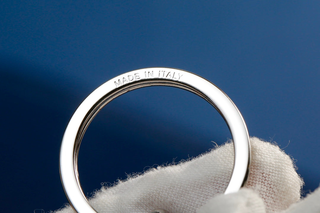 3RE17ADE Stylish key closure
