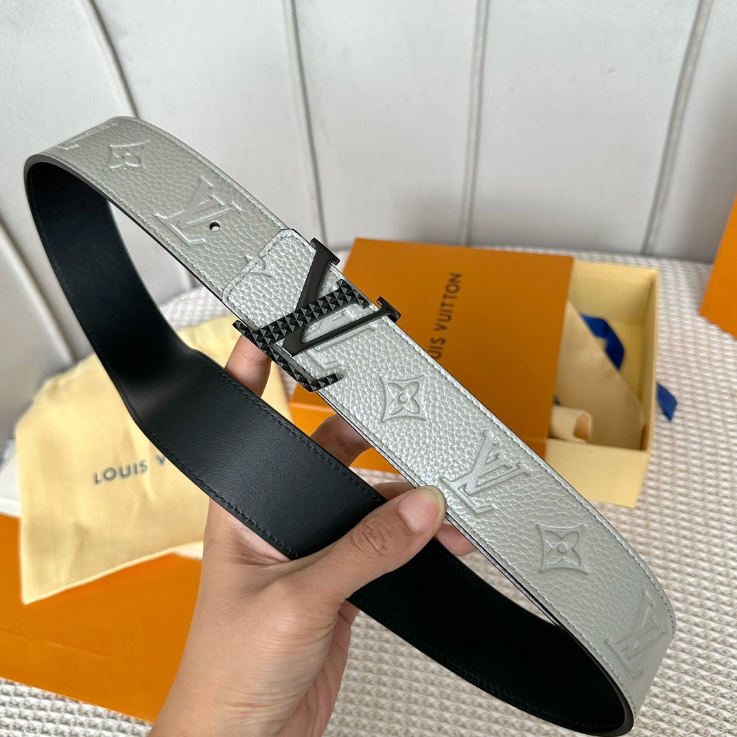 14E133PDE Stylish High quality belt With full package