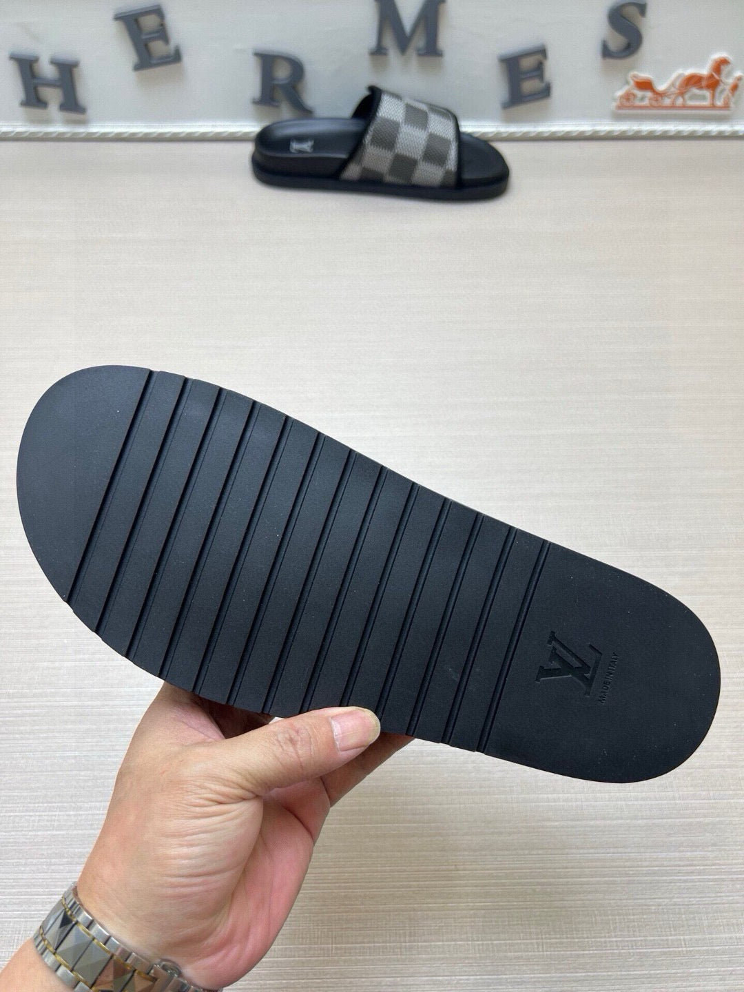 5QE3ZDE Stylish Slippers