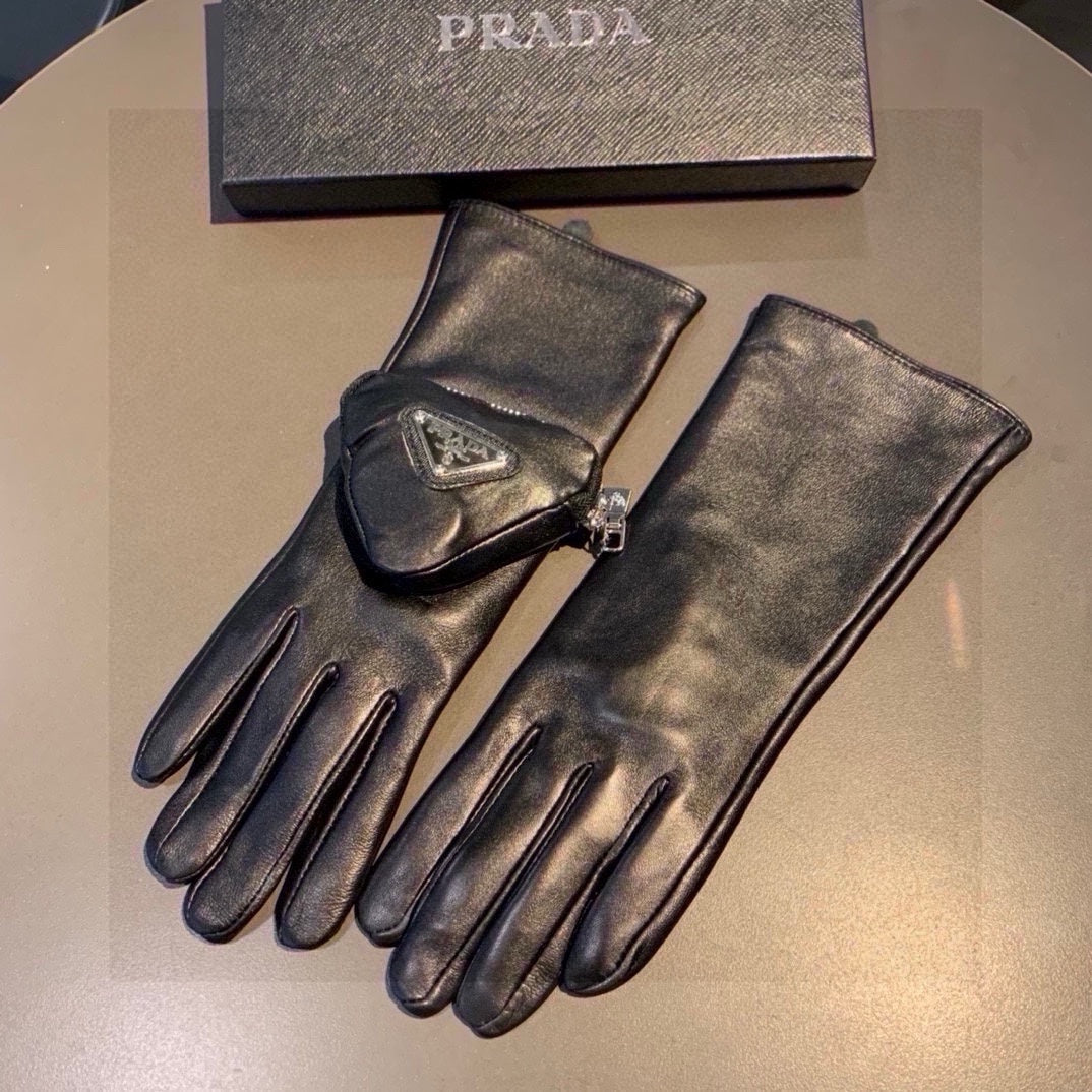 14PD46SDE Stylish sheepskin gloves