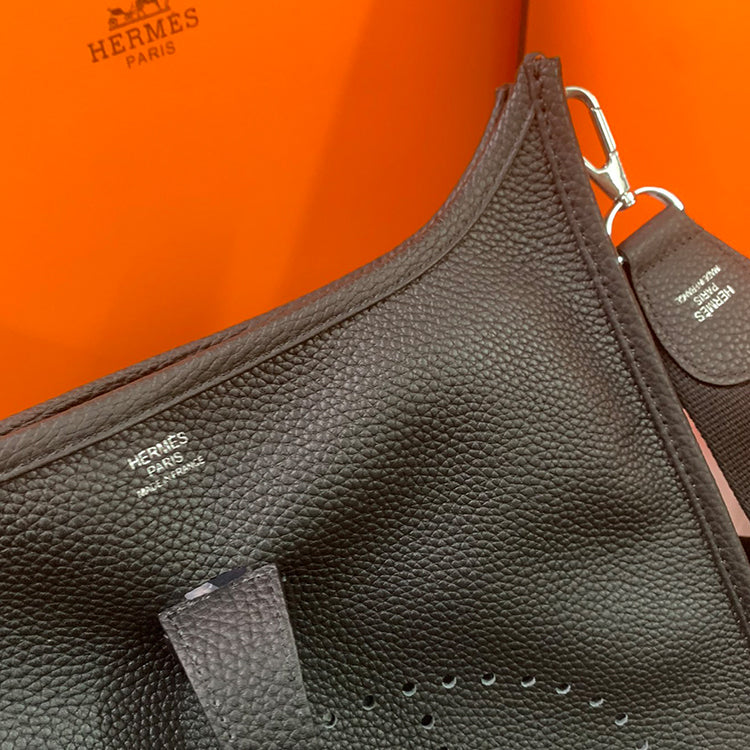 1H1BDE Stylish leather bag