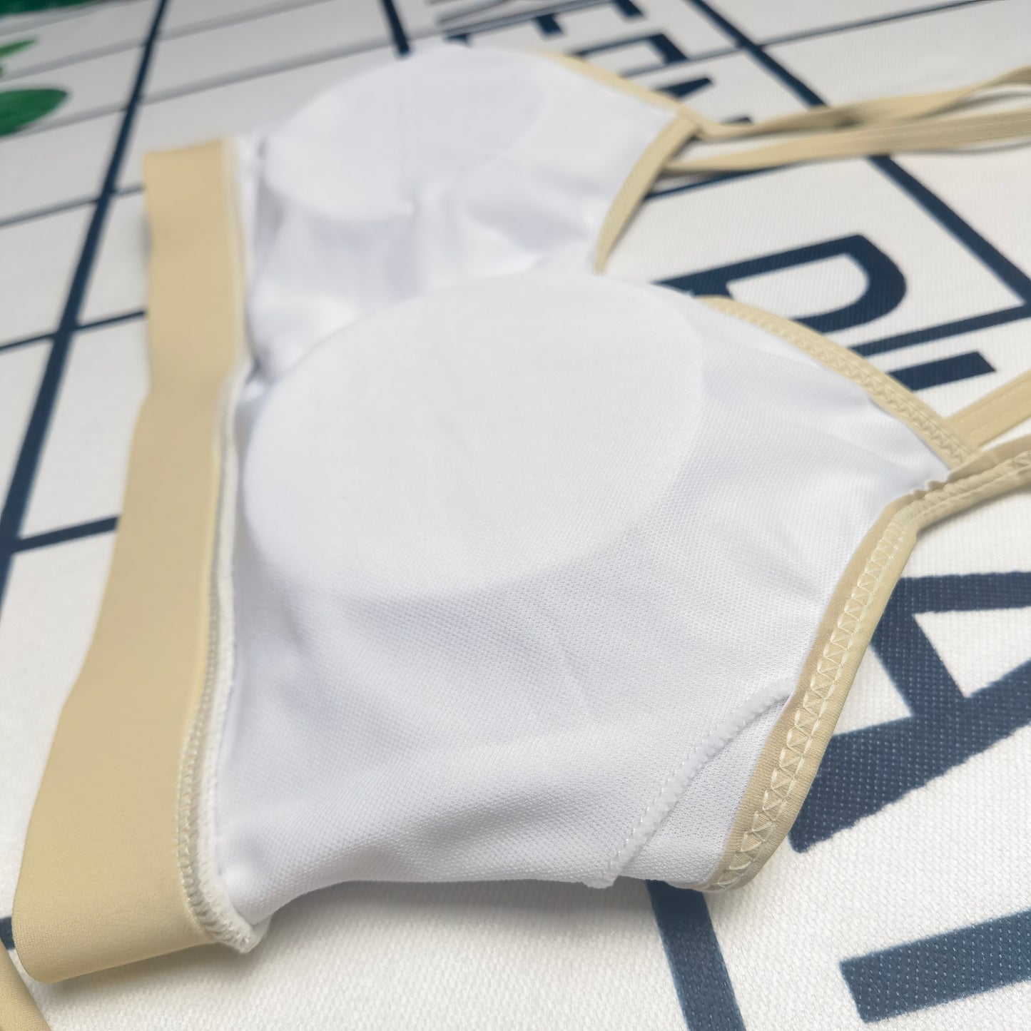14E130YDE Stylish Long sleeve swimsuit