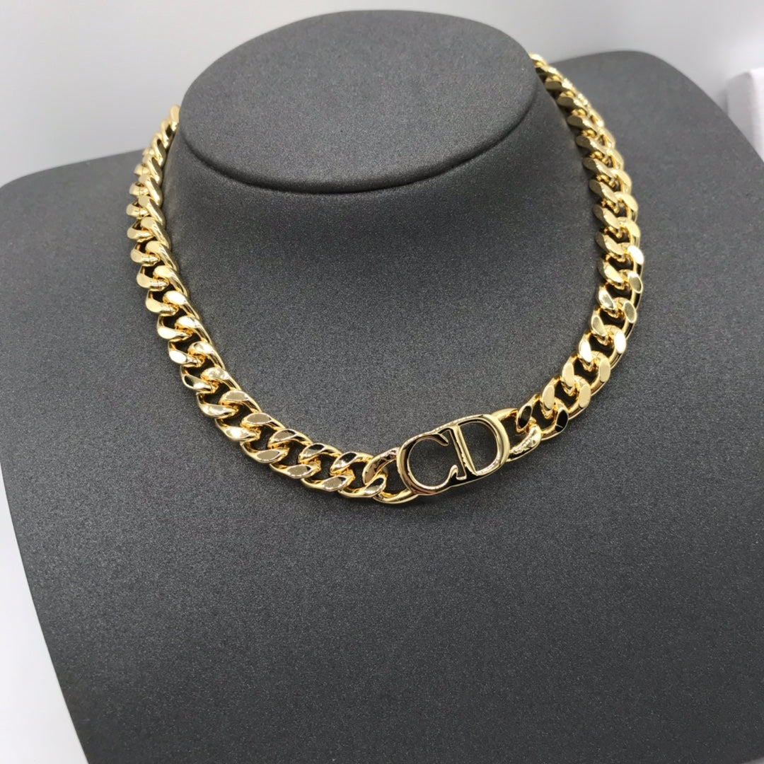 1D14XDE Stylish Bracelets