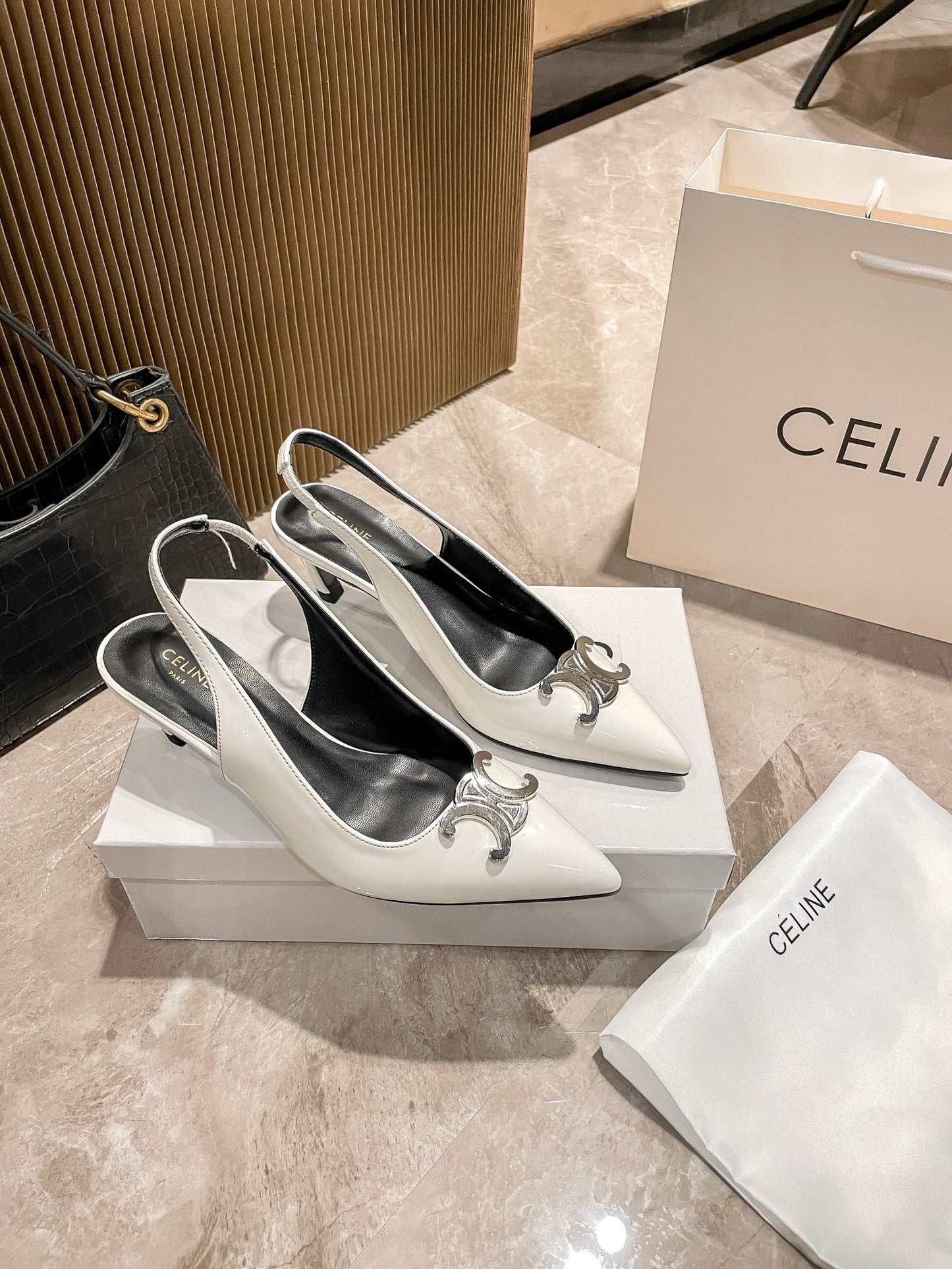 14CL87ZDE Stylish High heels Heel height 5cm