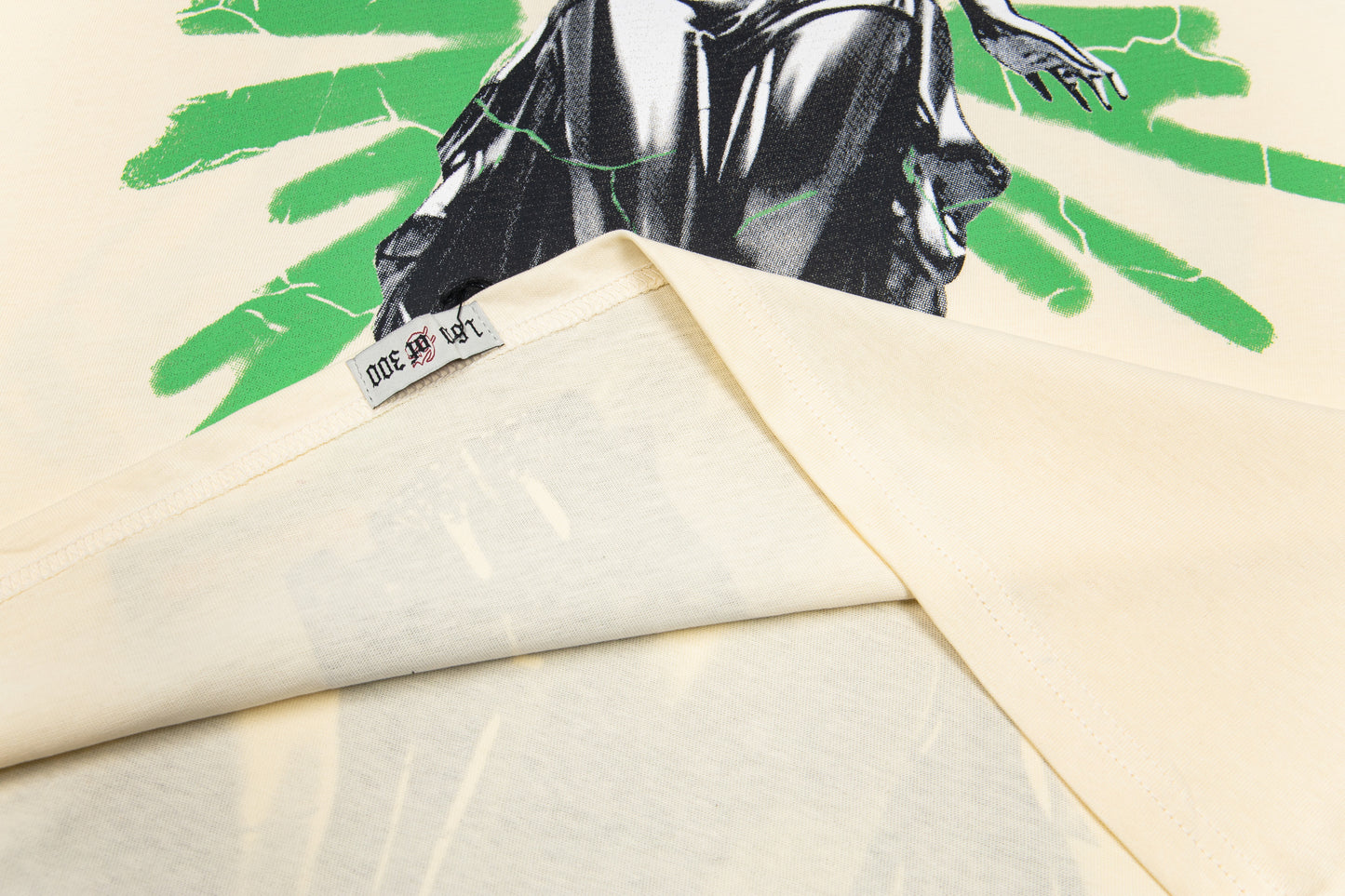 145RA142UDE Stylish T-shirt