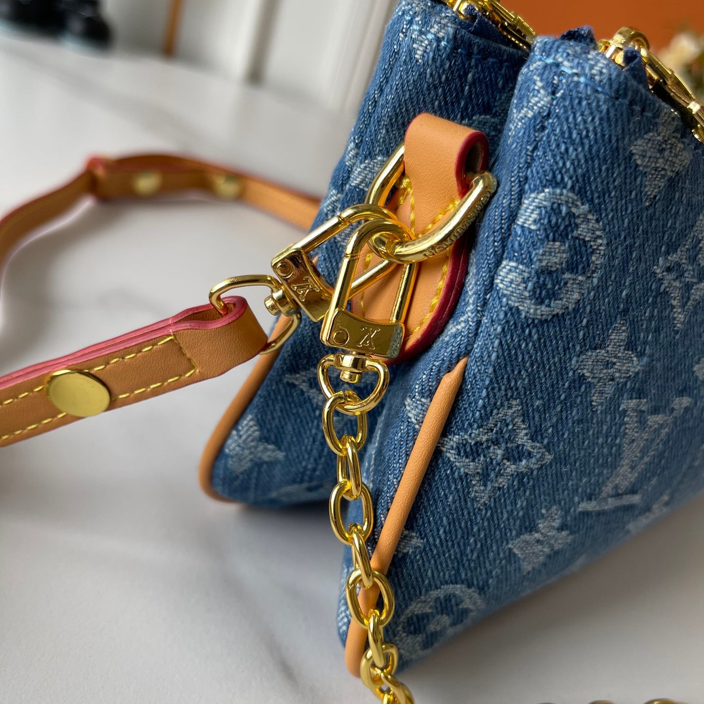 15RE30BDE Stylish bag
