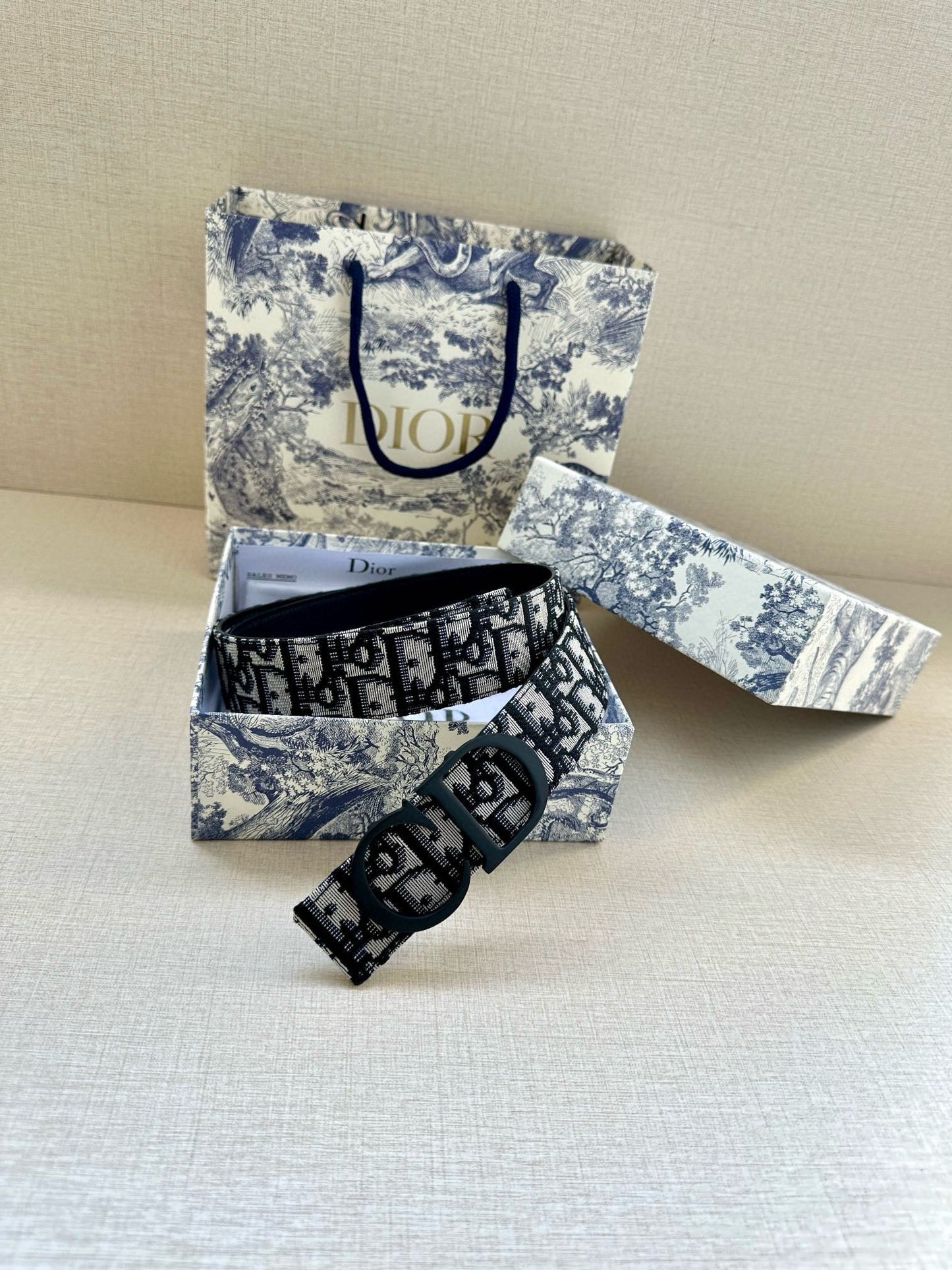 155RD207PDE Stylish High quality belt With full package