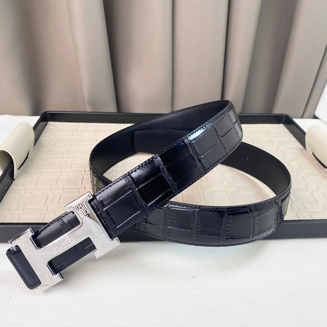 14H114PDE Stylish High quality belt With full package