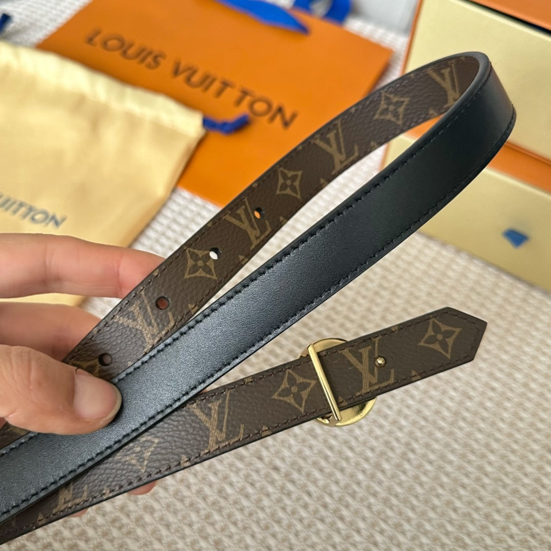 14E144PDE Stylish High quality belt With full package