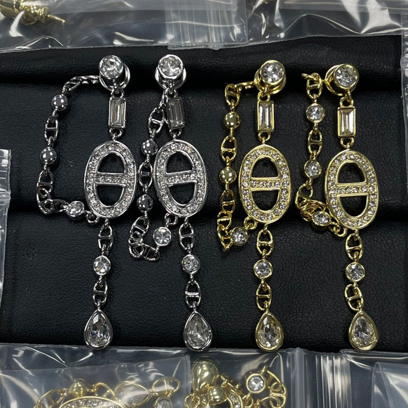 14H978EDE Stylish Earrings