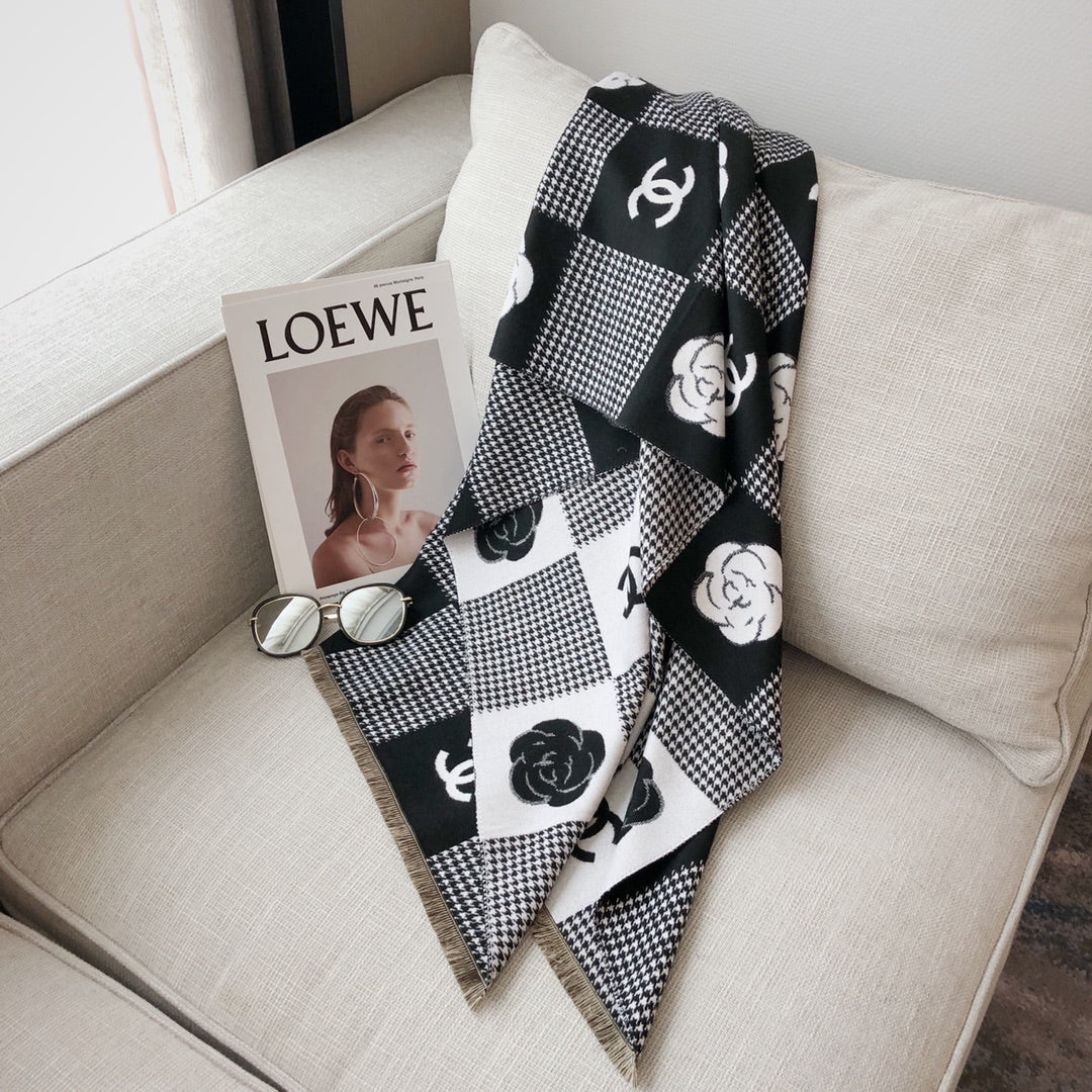 175RC36WDE Stylish Winter Scarves