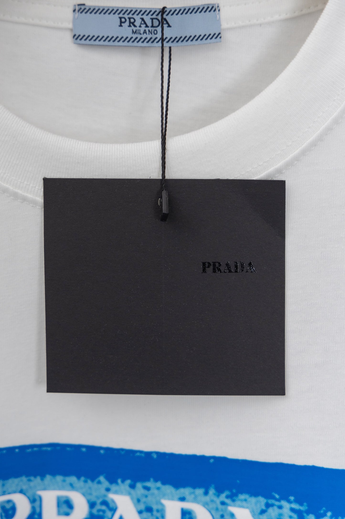 125WP5UDE Stylish T-shirts