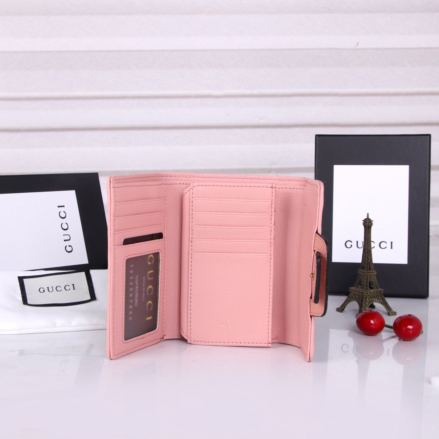 155NB52BDE Stylish leather bag