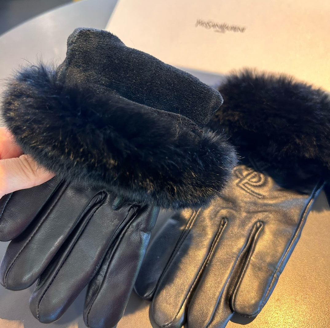 14SL25SDE Stylish Wool gloves