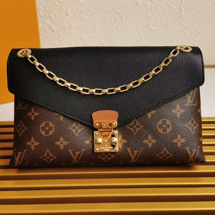 AE83BDE Stylish leather bag